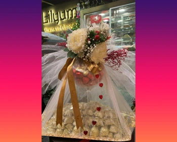 Lilyum Flower & Chocolate