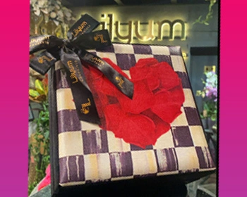 Lilyum Flower & Chocolate